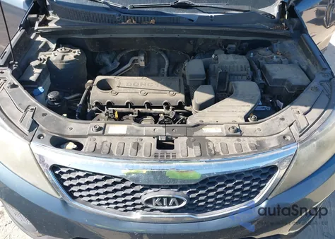 2011 Kia Sorento Lx z USA, uszkodzony, nr VIN 5XYKT3A16BG085402